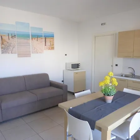 Bilocale In Piazza Brescia * לידו די ג'סולו