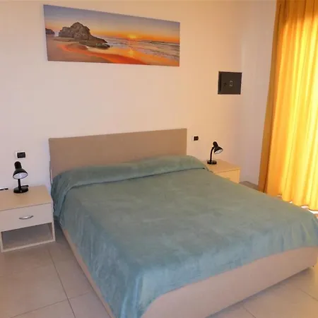 Bilocale In Piazza Brescia לידו די ג'סולו