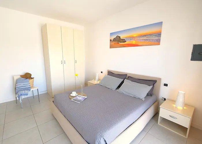 Bilocale In Piazza Brescia 아파트 *